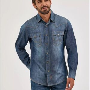 Wrangler Men's Retro Premium Long Sleeve Denim Western Snap Shirt sz M